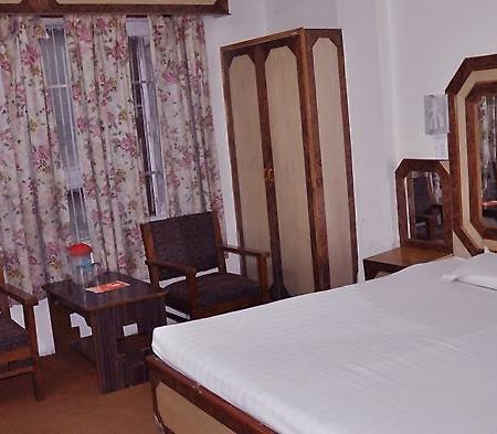 Hotel Rajdoot Shimla Bagian luar foto